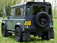 2011 land rover defender personenauto - afbeelding 22 van  30