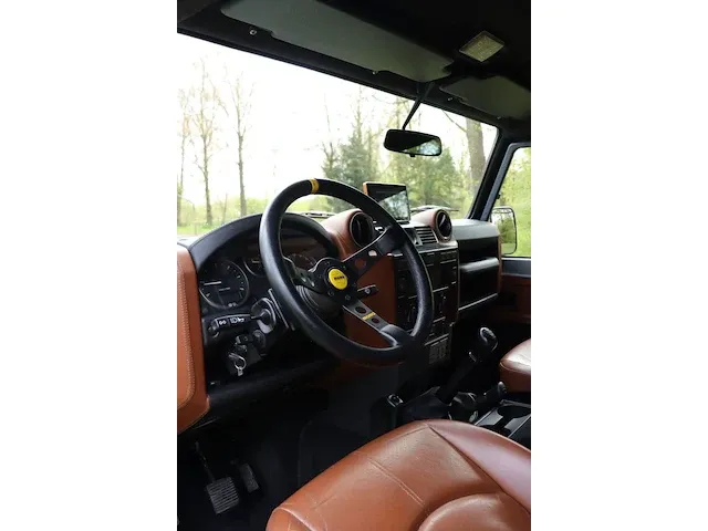 2011 land rover defender personenauto - afbeelding 28 van  30