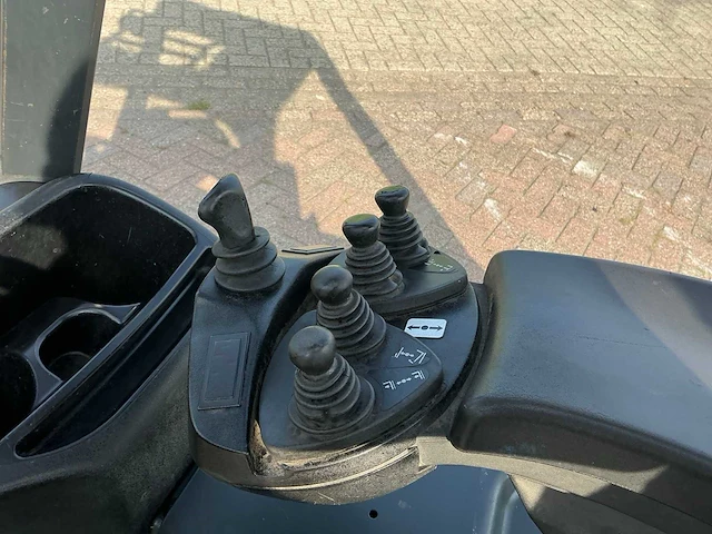 2011 linde e16l-01 vorkheftruck - afbeelding 4 van  15