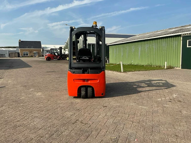 2011 linde e16l-01 vorkheftruck - afbeelding 11 van  15