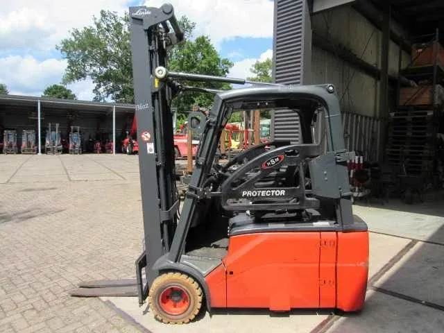 2011 linde e18l-01 vorkheftruck - afbeelding 4 van  8