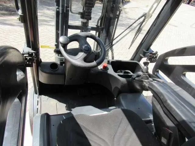 2011 linde e18l-01 vorkheftruck - afbeelding 6 van  8
