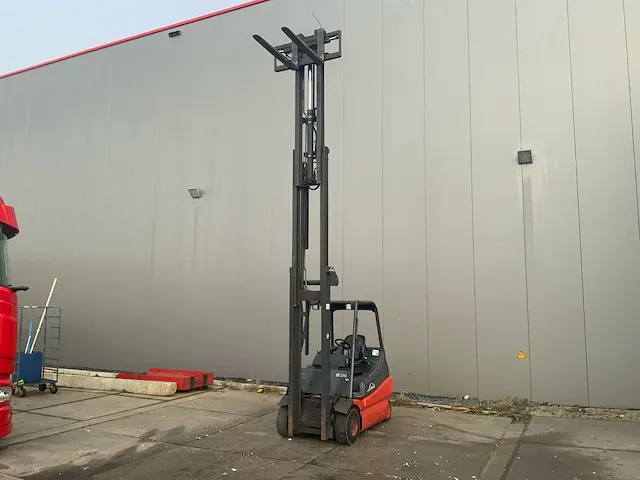 2011 linde e25-02 vorkheftruck - afbeelding 2 van  21