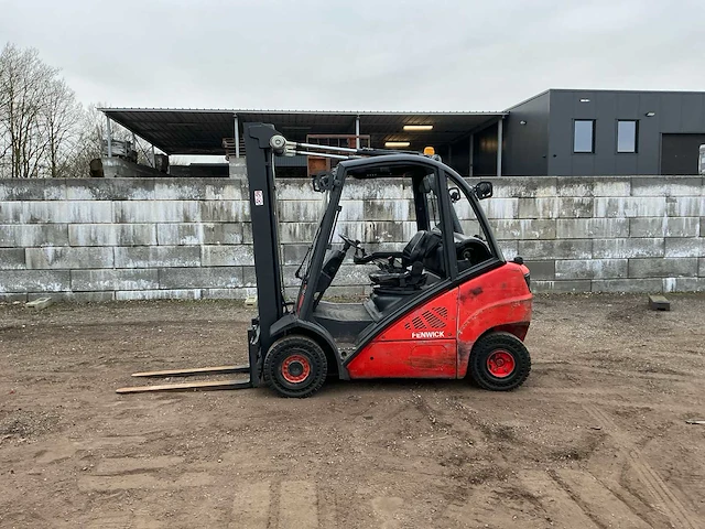 2011 linde h25 vorkheftruck - afbeelding 11 van  18