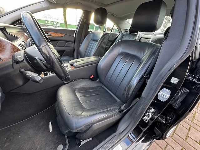 2011 mercedes-benz cls-klasse 350 personenauto - afbeelding 9 van  28