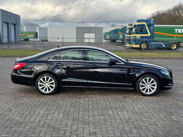 2011 mercedes-benz cls-klasse 350 personenauto - afbeelding 25 van  28