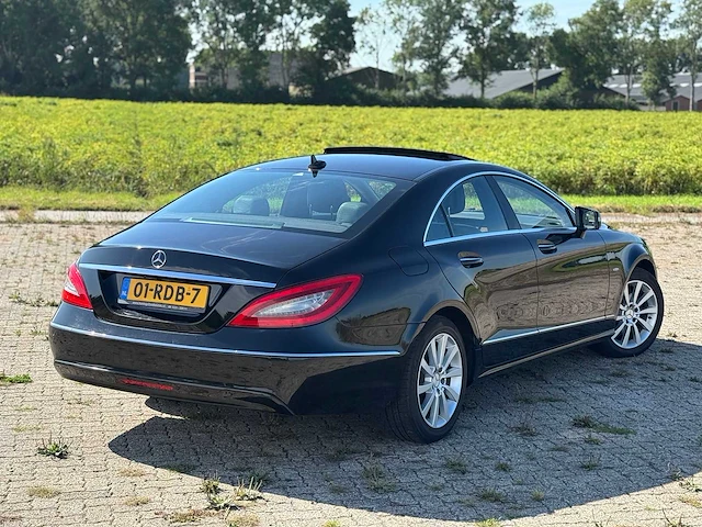 2011 mercedes-benz cls-klasse 350 personenauto - afbeelding 24 van  32