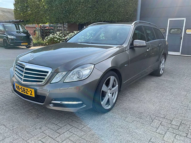 2011 mercedes-benz e-klasse estate 200 cgi bns cl. av.g personenauto - afbeelding 12 van  32