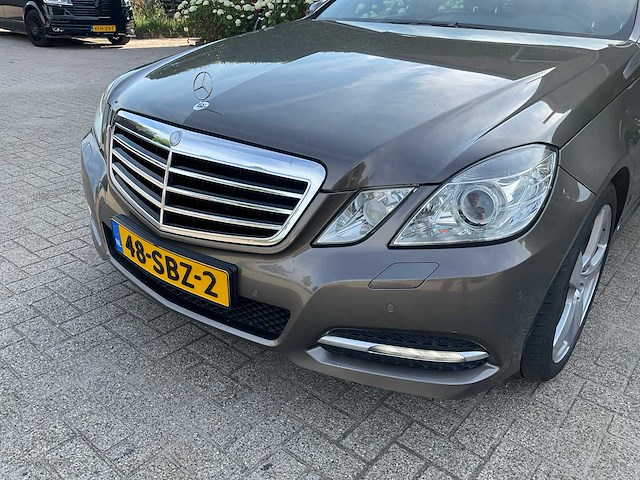 2011 mercedes-benz e-klasse estate 200 cgi bns cl. av.g personenauto - afbeelding 2 van  32