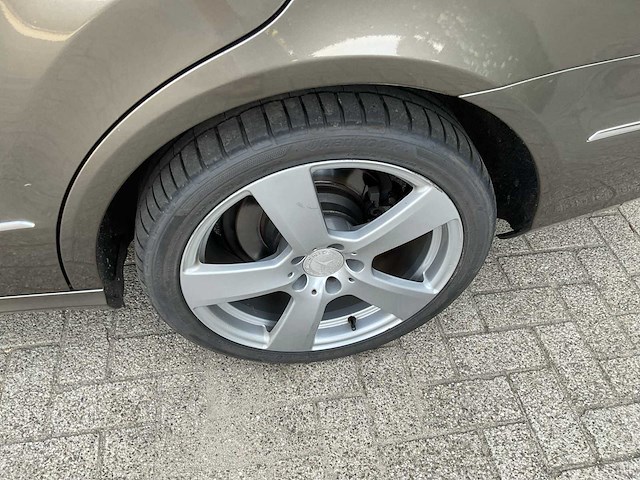 2011 mercedes-benz e-klasse estate 200 cgi bns cl. av.g personenauto - afbeelding 4 van  32