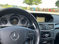 2011 mercedes-benz e-klasse estate 200 cgi bns cl. av.g personenauto - afbeelding 13 van  32