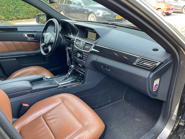 2011 mercedes-benz e-klasse estate 200 cgi bns cl. av.g personenauto - afbeelding 19 van  32