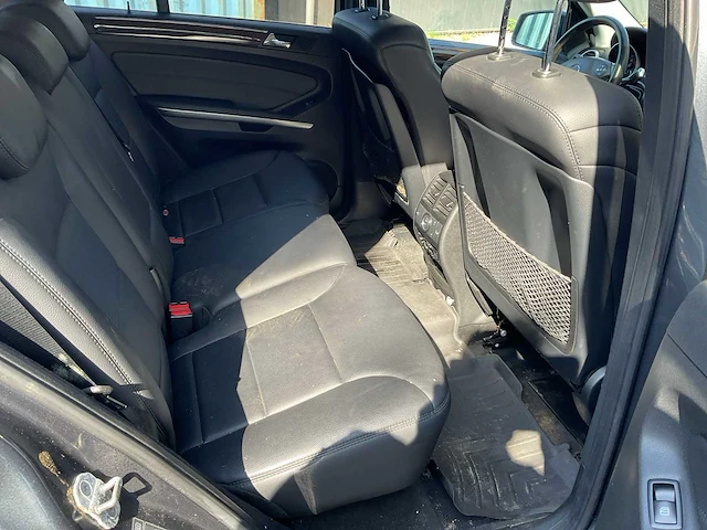 2011 mercedes-benz ml350 personenauto - afbeelding 17 van  36