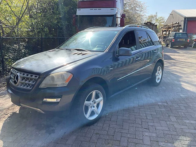 2011 mercedes-benz ml350 personenauto - afbeelding 23 van  36