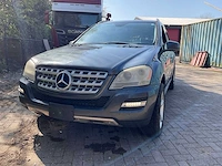 2011 mercedes-benz ml350 personenauto - afbeelding 31 van  36