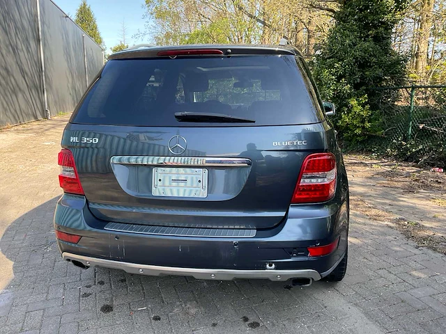 2011 mercedes-benz ml350 personenauto - afbeelding 36 van  36
