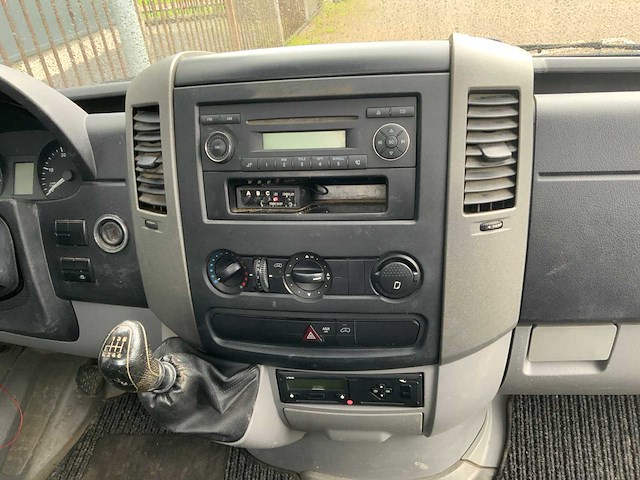2011 mercedes-benz sprinter 519 3.0 cdi 366 bedrijfswagen - afbeelding 18 van  54