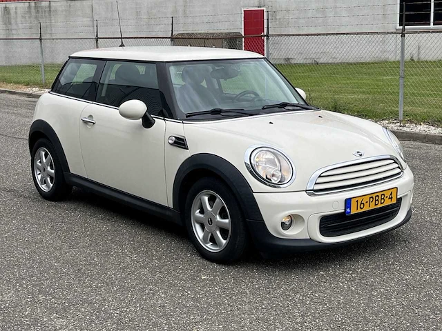 2011 mini cooper one personenauto - afbeelding 2 van  27