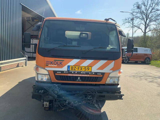 2011 mitsubishi brock sl140/2 straatveegmachine - afbeelding 23 van  66