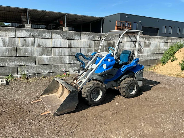 2011 multione sl835 shovel - afbeelding 1 van  17