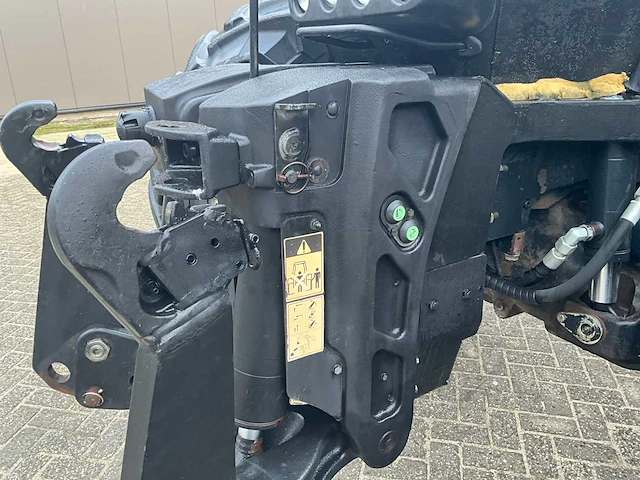 2011 new holland t8360 ultra command vierwielaangedreven landbouwtractor - afbeelding 13 van  43