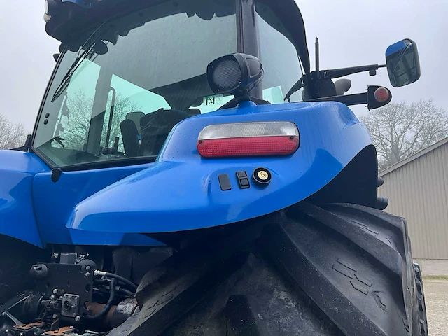 2011 new holland t8360 ultra command vierwielaangedreven landbouwtractor - afbeelding 18 van  43