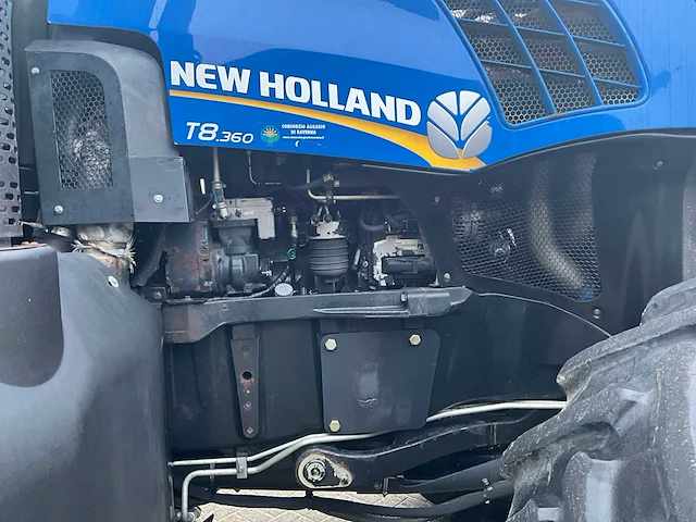 2011 new holland t8360 ultra command vierwielaangedreven landbouwtractor - afbeelding 20 van  43