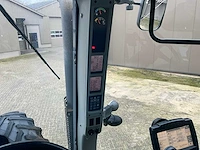 2011 new holland t8360 ultra command vierwielaangedreven landbouwtractor - afbeelding 28 van  43