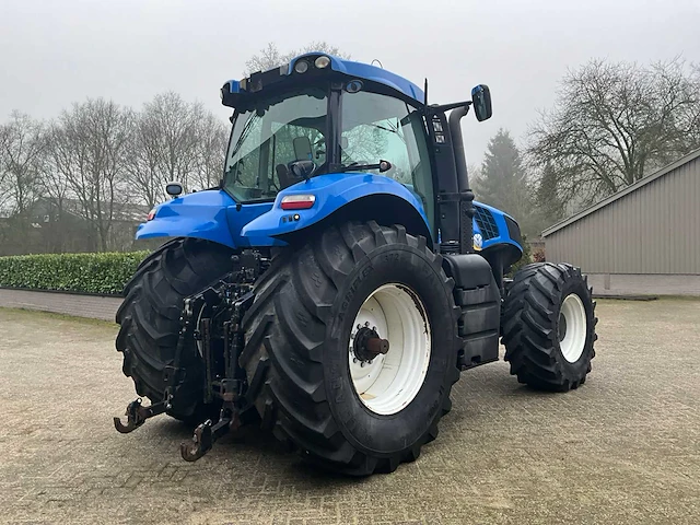 2011 new holland t8360 ultra command vierwielaangedreven landbouwtractor - afbeelding 41 van  43