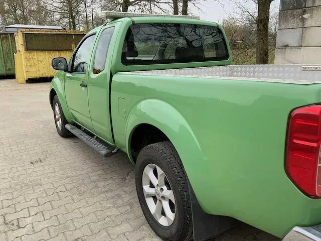 2011 nissan navara 2.5 dci se king cab bedrijfswagen - afbeelding 40 van  44