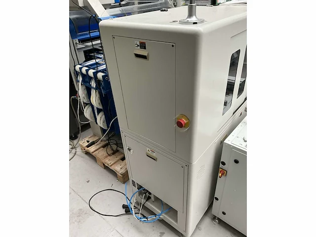 2011 nordson mh-912l pcb board loader - afbeelding 11 van  11