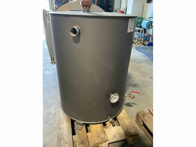 2011 novum 008-960 condenstank, spuitank en vuilwatertank - afbeelding 2 van  12