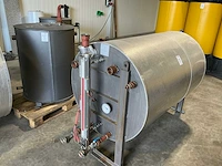 2011 novum 008-960 condenstank, spuitank en vuilwatertank - afbeelding 1 van  12
