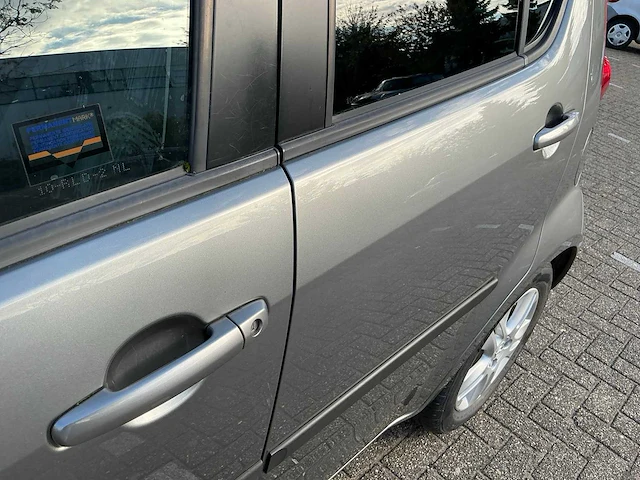 2011 opel agila personenauto - afbeelding 18 van  37