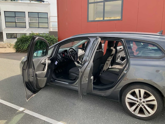 2011 opel astra sports tourer personenauto - afbeelding 2 van  24
