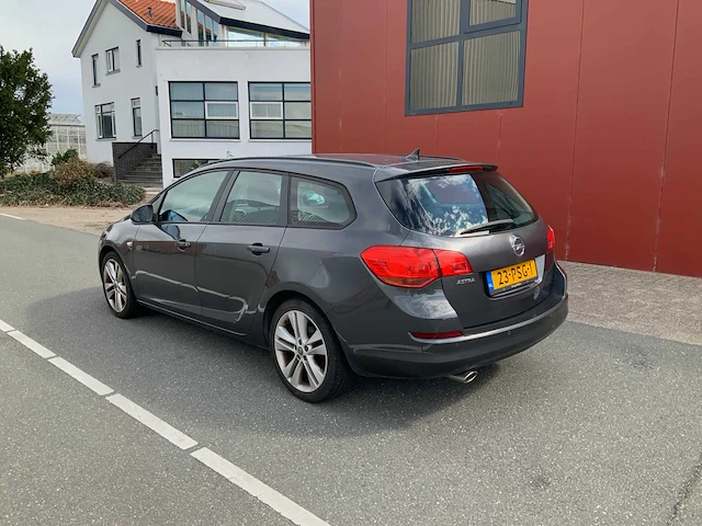 2011 opel astra sports tourer personenauto - afbeelding 23 van  24