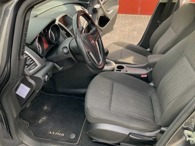 2011 opel astra sports tourer personenauto - afbeelding 24 van  24