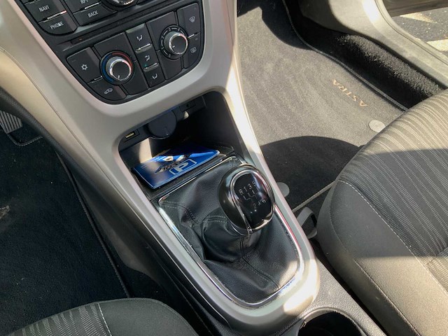 2011 opel astra sports tourer personenauto - afbeelding 10 van  25