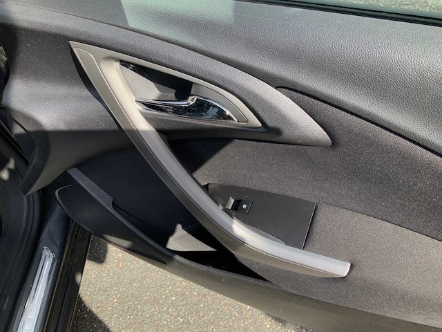 2011 opel astra sports tourer personenauto - afbeelding 13 van  25