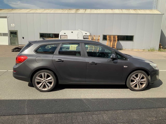 2011 opel astra sports tourer personenauto - afbeelding 21 van  25