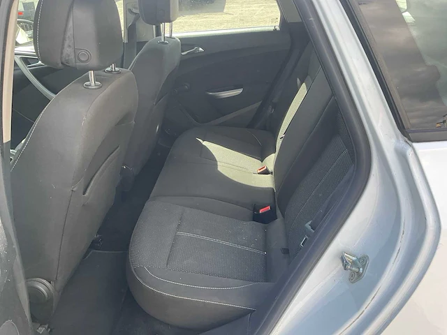 2011 opel astra sports tourer personenauto - afbeelding 9 van  27
