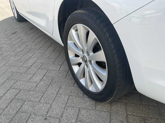2011 opel astra sports tourer personenauto - afbeelding 13 van  27