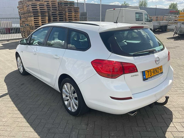 2011 opel astra sports tourer personenauto - afbeelding 22 van  27