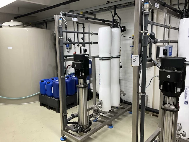 2011 ovivo demiwater installatie - afbeelding 16 van  22