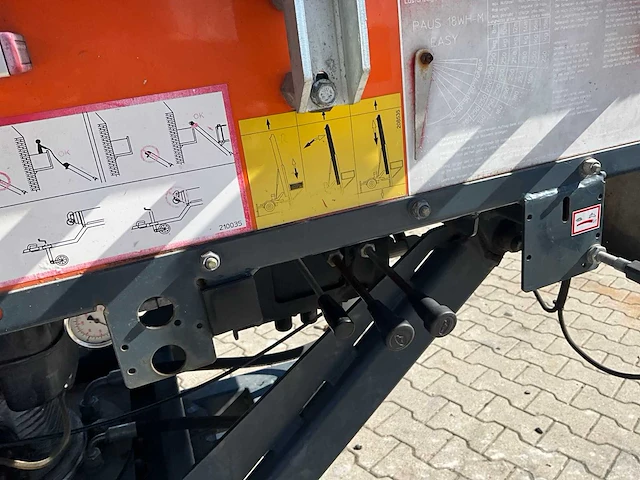 2011 paus 18wh-m easy type b verhuislift / ladderlift - afbeelding 9 van  27