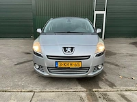 2011 peugeot 5008 personenauto - afbeelding 12 van  23