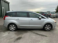 2011 peugeot 5008 personenauto - afbeelding 21 van  23
