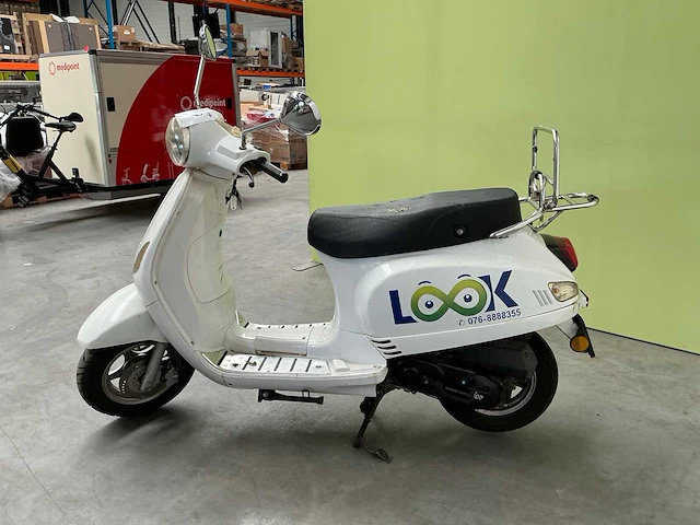 2011 piaggio fly 4t 25km/u brommer - afbeelding 11 van  12