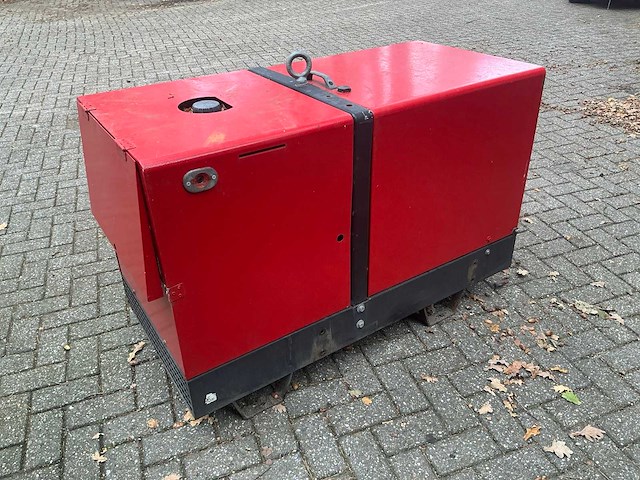 2011 pramac p11000 stroomgenerator - afbeelding 9 van  17
