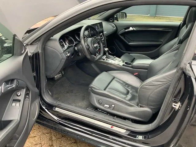2011 quattro a5 coupé 4.2 fsi rs5 personenauto - afbeelding 22 van  45